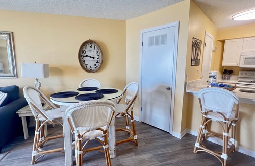 Orange Beach Condo | Steps from the Beach-Gulf Views. Updated 2 Bed, 2 Bath. Great rates for August!
