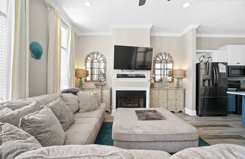 Lower Grand Lagoon House | Steps from the Beach weekly discounts NO Resort/Parking Fees Pet Friendly!