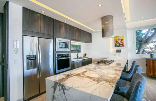 South Shore Hotel Area Condo | Steps from the beach. D’residences romantic zone