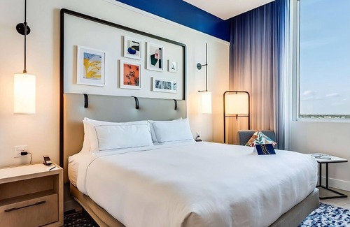Ojus Hotel | Steps from the Sand! Rooftop Swimming Pool, Pets are Welcome Here!