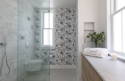 Seaside Hotel | Steps From the beach in Seaside, Florida. Luxury Accommodations + 2 Bikes