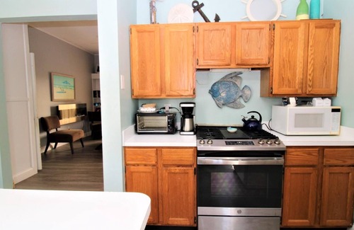 Cape May Point Condo | Steps to Beach Access and Spacious Pet Friendly Condo
