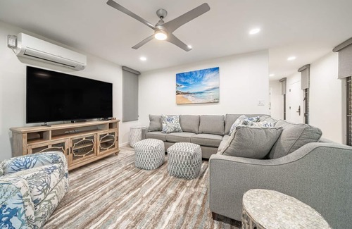 Wailea Condo | Steps to beach, Luxury Modern Condo for 4, Fully Remodeled & Resort Amenities