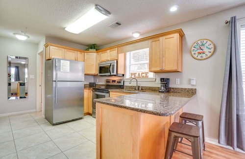 Destin Condo | Steps to Beach, Pool, Beach Service Included! - Pineapple Paradise at St. Martin Beachwalk 114