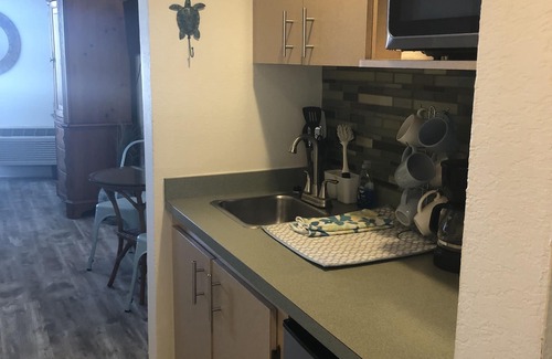 Clearwater Beach Condo | Steps to Beach-Super location-Free parking.