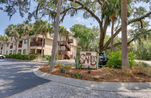North Forest Beach Apartment | Steps to Beach, Coligny Plaza Hilton Head Condo!
