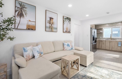 Huntington Beach House | Steps to Beach, Firepit & Patio | Long-Term Sunset Beach Stay | Coastal Cove