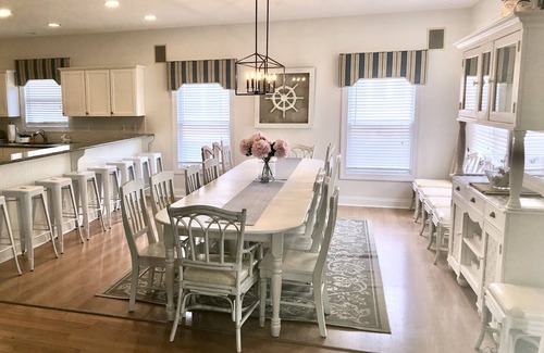 Cape May House | Steps to Beach! Walk to beach, restaurants, entertainment and shopping!
