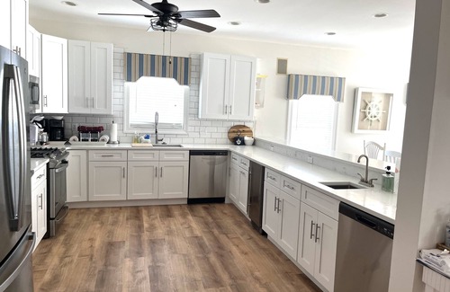 Cape May House | Steps to Beach! Walk to beach, restaurants, entertainment and shopping!
