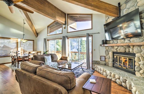 Incline Village Apartment | Steps to Diamond Peak Incline Village Condo