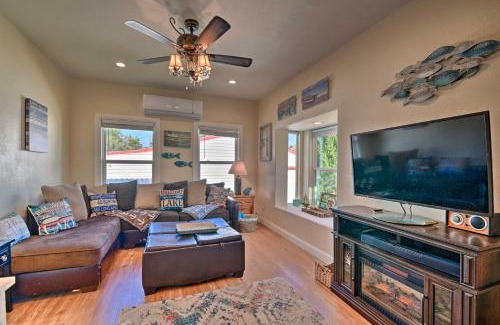 Granbury House | Steps to Lake! Charming Cabin Pool Access and Decks