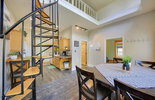 Sandpoint House | Steps to Lakefront: Home Near Schweitzer Mtn!