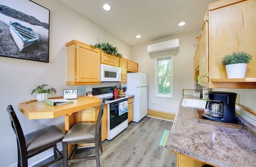 Sandpoint House | Steps to Lakefront: Home Near Schweitzer Mtn!