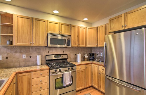 Saddle Ridge Condo | Steps to Moonlight Basin: Scenic Mtn Retreat!