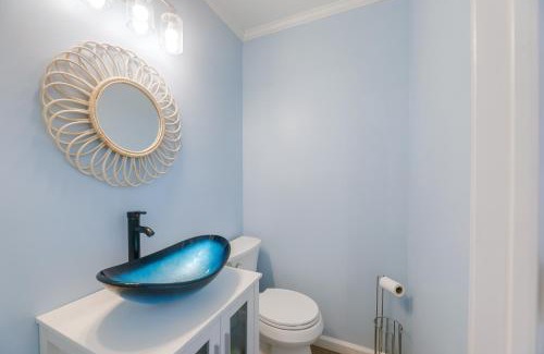 Fenwick Island House | Steps to Ocean Colorful Abode in Fenwick Island