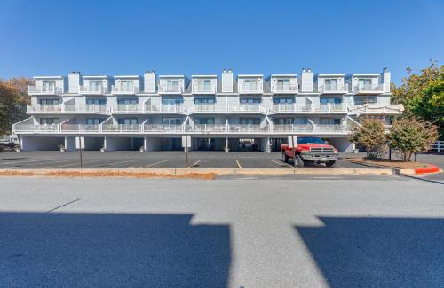 Fenwick Island House | Steps to Ocean Colorful Abode in Fenwick Island