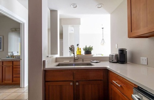 Downtown Seattle Condo | Steps to Pike Place 2BD Condo Water Courtyard View
