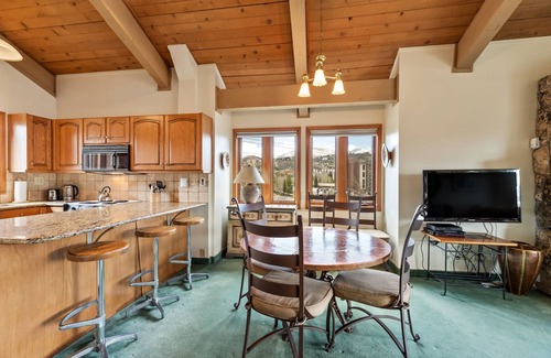 Steamboat Springs Condo | Steps to Resort-Heated Pool/HotTub/Grill + Spectacular Slope Views-Fireplace-2 Levels