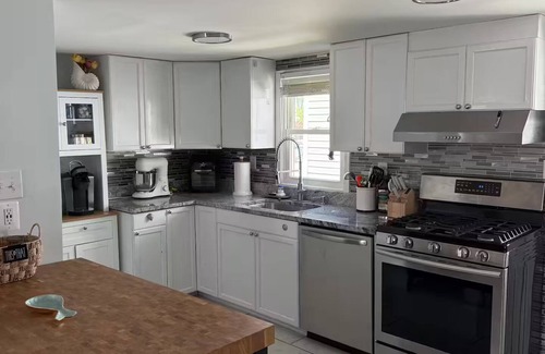North Beach House | Steps to Sand 3BR Coastal Gem