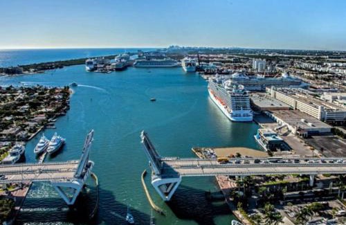 Lauderdale-by-the-Sea Apartment | Steps to Sand and Sea 4