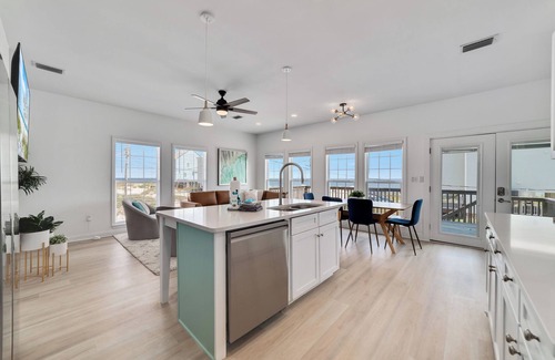 Saint Elmo House | Steps to Sand, Gulf Views, Pet-Friendly Retreat