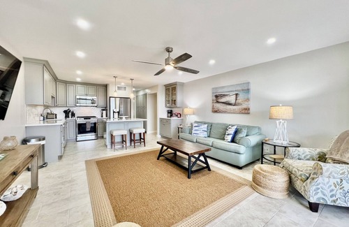 Red Hook Condo | STEPS TO SAND! Sapphire Beach bliss: Renovated 2 bed 2.5 bath at Crystal Cove