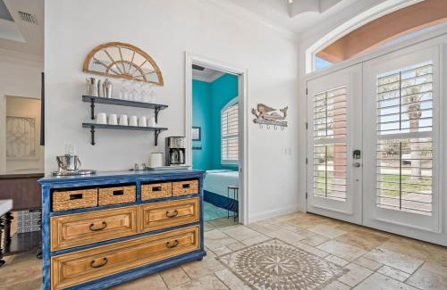 Vilano Beach House | Steps to Sand Sparkling Pool 5 Bdrm Near DT