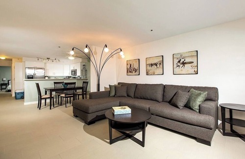 North Pacific Beach Condo | Steps to Surf, Sand & Sunsets! Updated North Pacific Beach Poolside Retreat