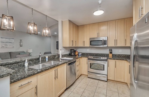 Sandbridge Condo | Steps To The Beach! Stay at Yaya and Papi's Place 424B