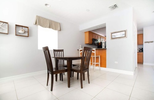 Bodden Town Condo | Steps to the Beach! 2bed/2.5bath condo - Seabreeze Villas