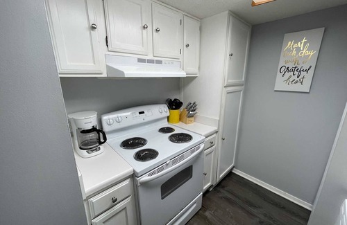Orange Beach Condo | Steps to the beach - Beautiful beachfront complex! Great beach access too! 3 Pools!