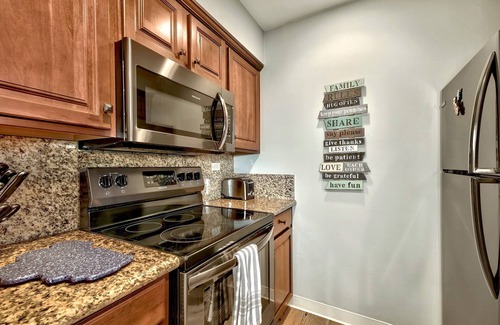 South Lake Tahoe House | Steps to the Lake & Beach Peaceful Retreat.2 Bed + Loft