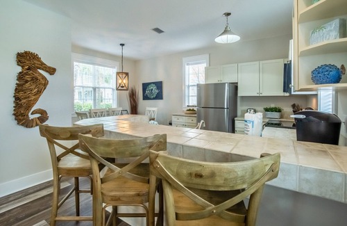 Seagrove Beach House | 🐟Steps to the Pool and Beach~30A~Coastal Blue 141🐟