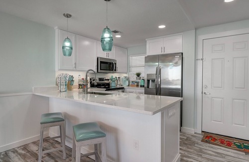 Port Aransas Condo | Steps To The Sea | Penthouse with Ocean Views