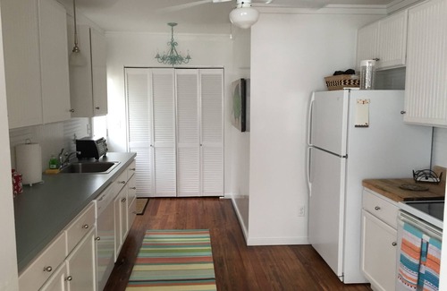 Jacksonville Beach House | Steps To The Beach - Newly renovated 2/1 ground floor condo with ocean views
