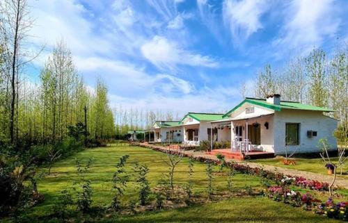 Nagpur House | Sterling Farm Stay