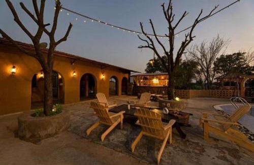 Nagpur House | Sterling Farm Stay