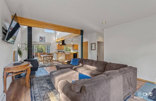 Sterling House | Sterling Hideout on the Kenai Peninsula