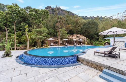 Chinnakanal Hotel | Sterling Munnar