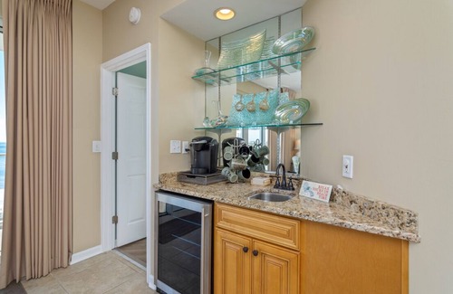 Destin Condo | Sterling Sands Unit 501 - Free Beach Service for 2025 - NO RESORT FEES!