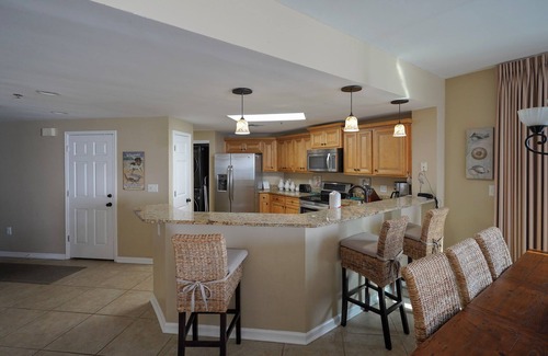 Destin Condo | Sterling Sands Unit 501 - Free Beach Service for 2025 - NO RESORT FEES!
