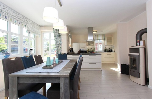 Ostseebad Prerow House | Steven, cozy vacation home near the forest and beach