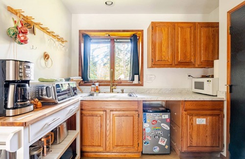 Baring Cottage | Stevens Ski Cottage - close to snow sports & river!