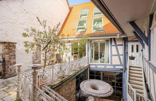 Konigsbach-Stein Apartment | Stilhaus 1730