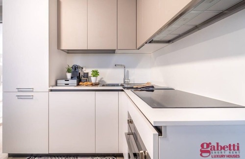 Simonetta Apartment | Stilicone 15 - Luxury apt. 4B