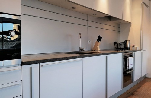 King's Cross Apartment | Still Life King's Cross Superior