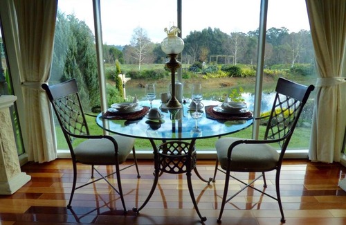 Yellingbo Bed & Breakfast | Still Waters