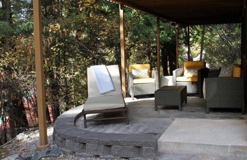 Whitefish Ski Chalet | Stillwater Chalet-Saltwater pool, Hot Tub, Steam Shower, Stay 3 nights Pay for 2