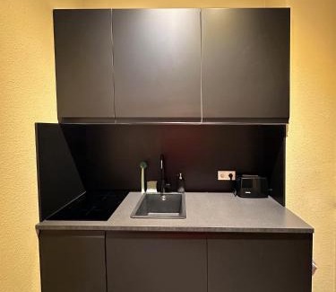 Neuschonefeld Apartment | Stilvoll urban Wohnen in der Innenstadt