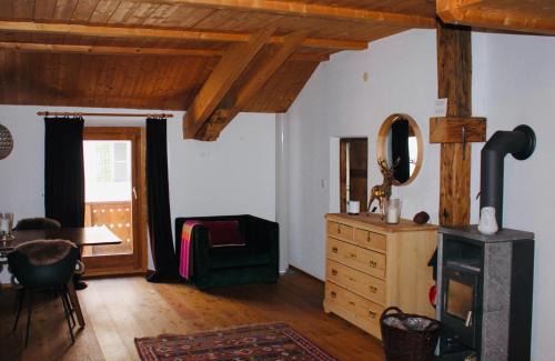 Sent Apartment | Stilvolle 2,5 Zimmer, Ferienwohnung in Sent